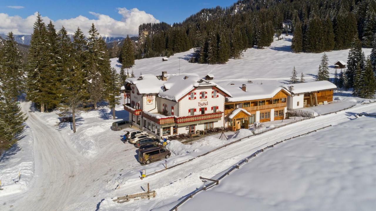 Alpin Natur Hotel Brueckele Braies  Exterior foto